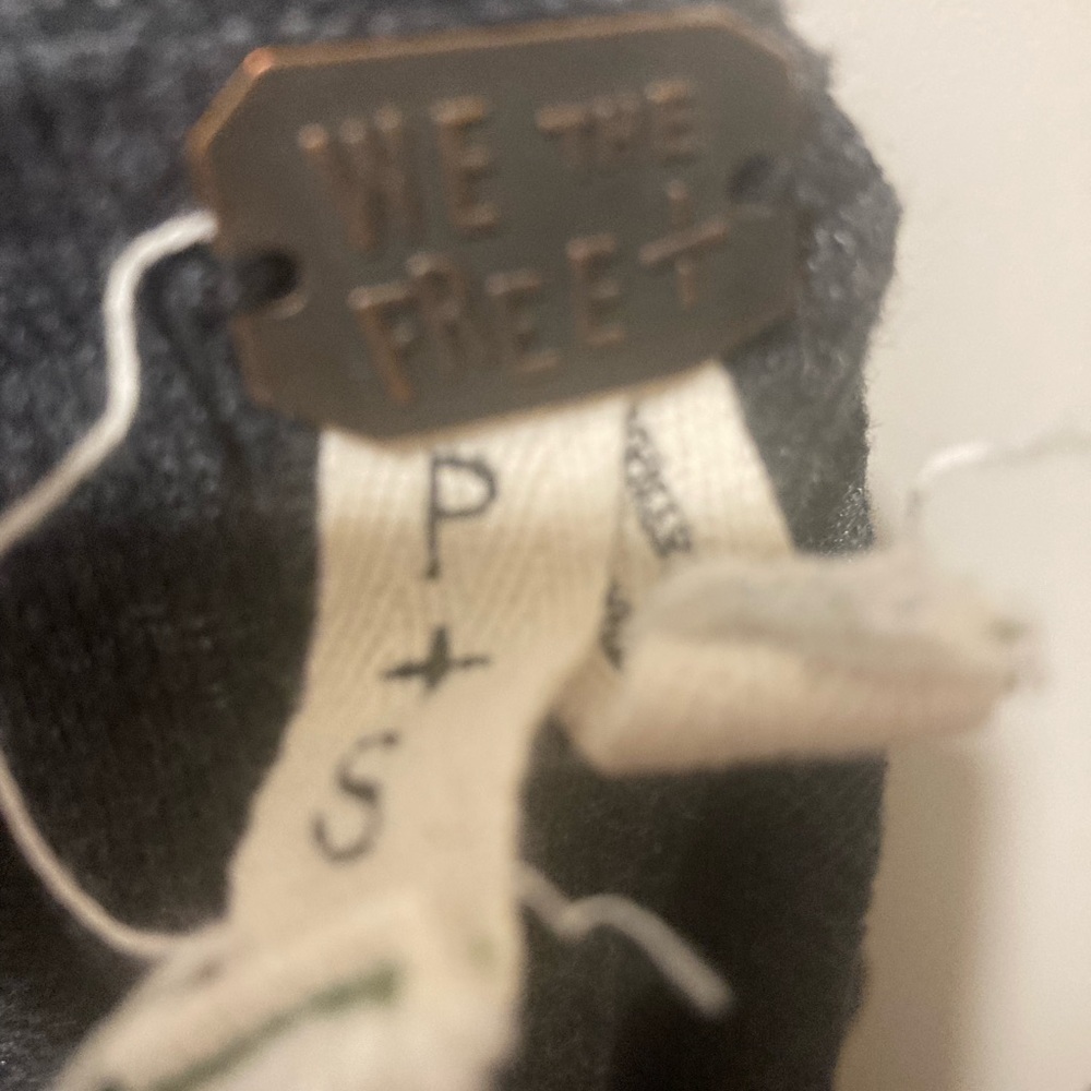 We the Free shirt - Picture 7 of 7